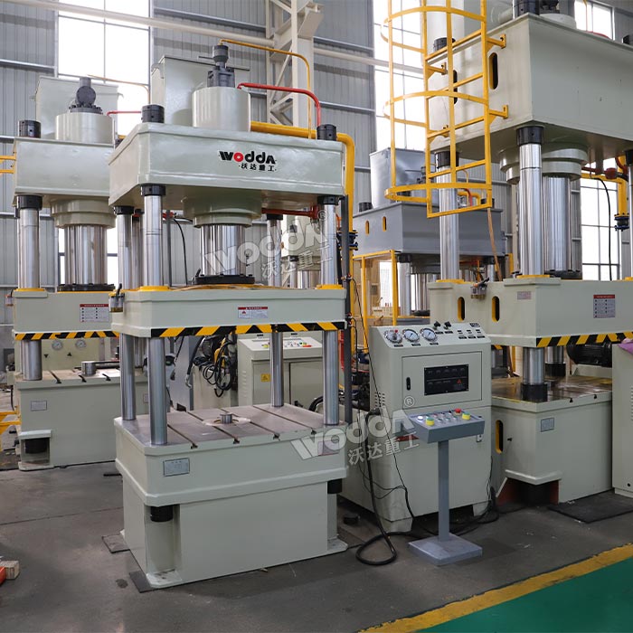 200噸油壓機(jī) 200噸油壓機(jī)