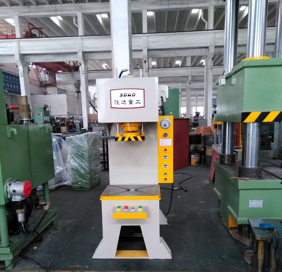 100噸單臂液壓機 100噸單臂液壓機