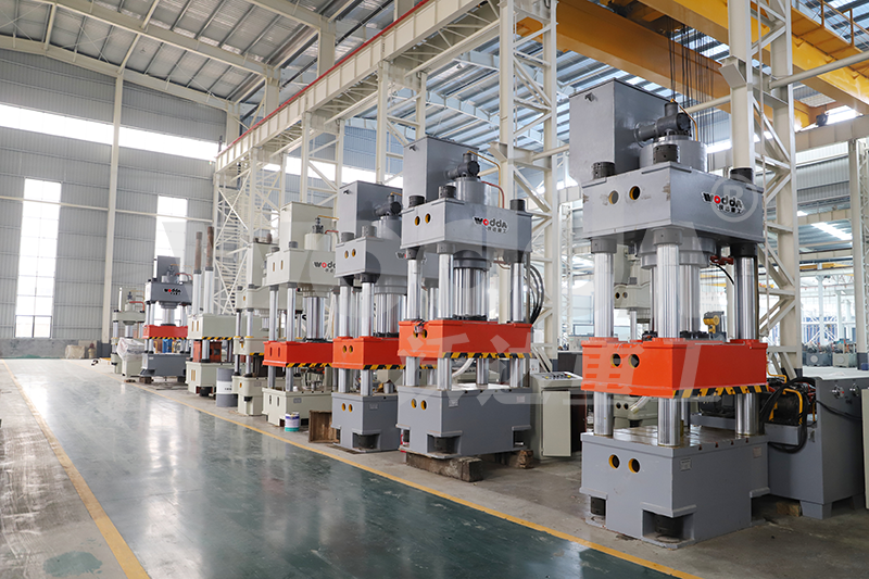 液壓機(jī) 液壓機(jī)