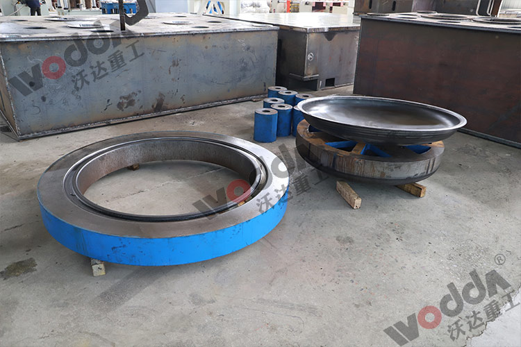 封頭模具及產(chǎn)品 封頭模具及產(chǎn)品