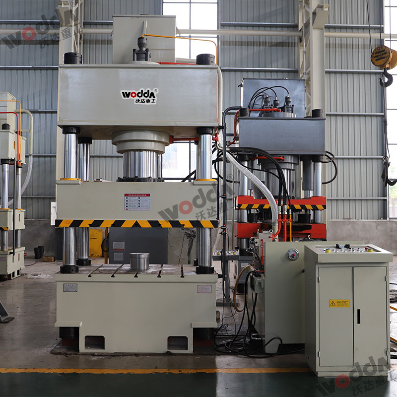 400噸不銹鋼水箱板拉伸液壓機 400噸不銹鋼水箱板拉伸液壓機