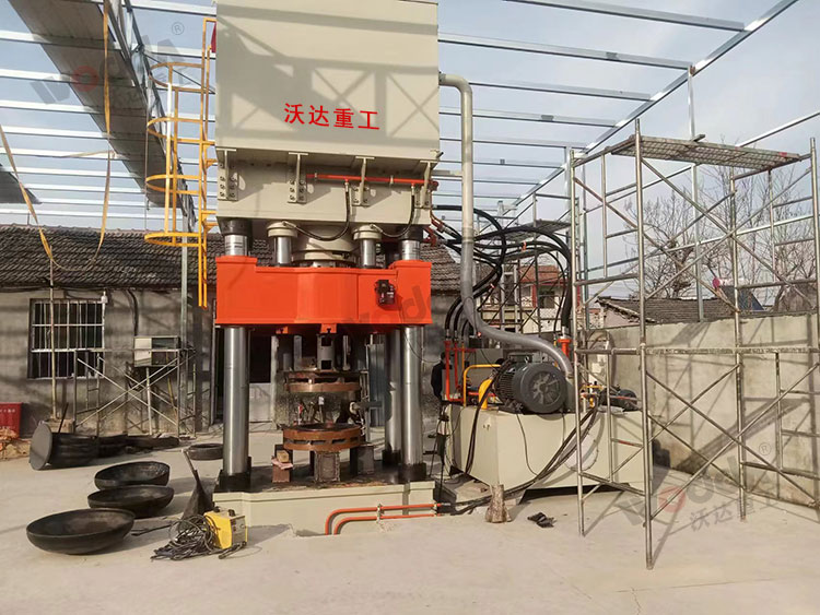 800噸封頭液壓機 800噸封頭液壓機