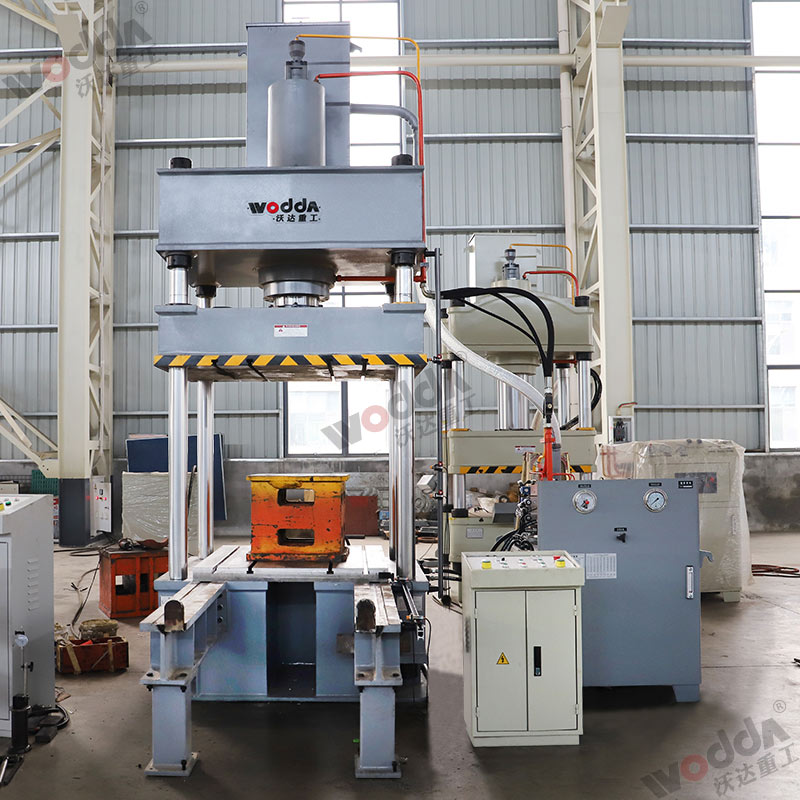 200噸四柱拉伸液壓機 200噸四柱拉伸液壓機