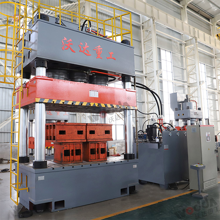 四柱式薄板拉伸液壓機(jī) 四柱式薄板拉伸液壓機(jī)