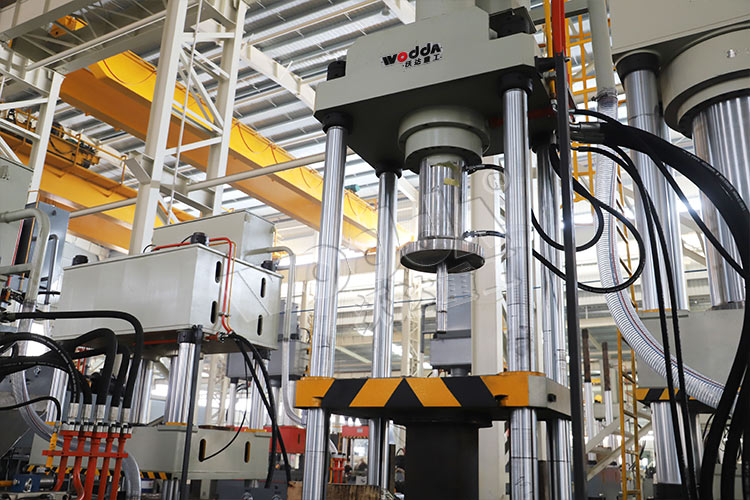 汽車濾清器外殼拉伸液壓機(jī)打料缸 汽車濾清器外殼拉伸液壓機(jī)打料缸