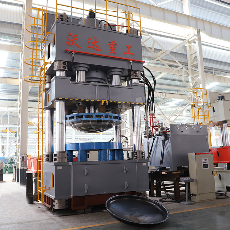 3000噸封頭液壓機(jī) 3000噸封頭液壓機(jī)