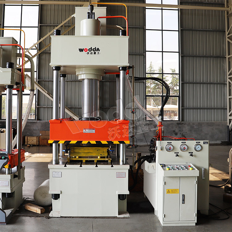 下頂缸式拉伸液壓機(jī) 下頂缸式拉伸液壓機(jī)