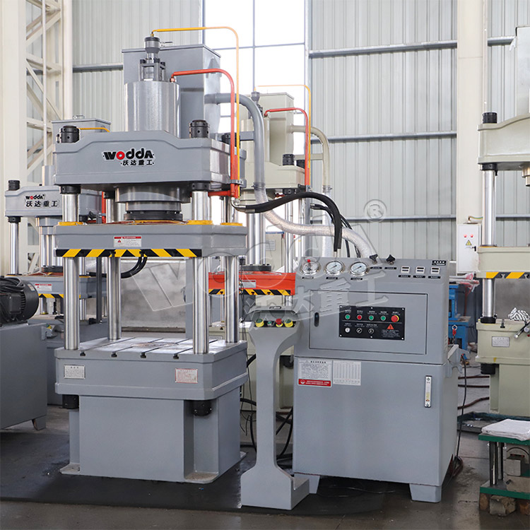 金屬冷壓成型液壓機(jī) 金屬冷壓成型液壓機(jī)