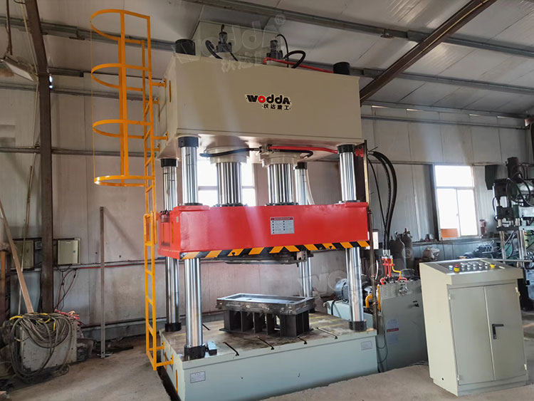 金屬成型液壓機(jī) 金屬成型液壓機(jī)