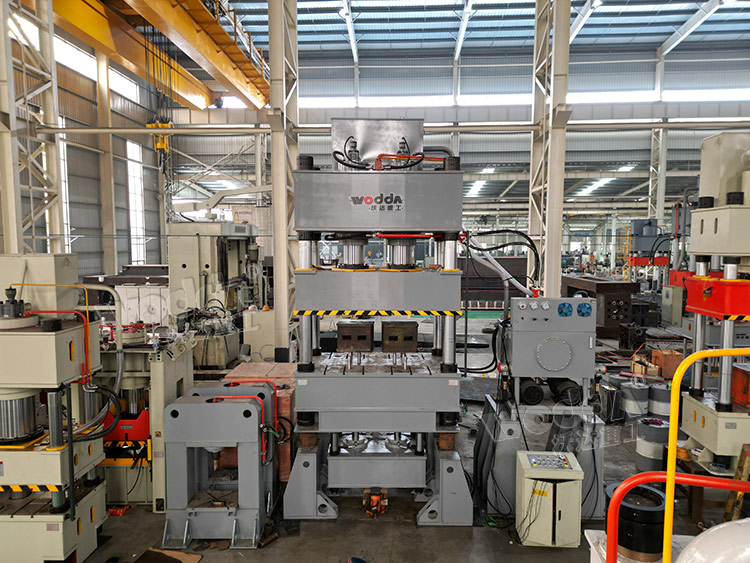 汽車(chē)鈑金件拉伸液壓機(jī) 汽車(chē)鈑金件拉伸液壓機(jī)