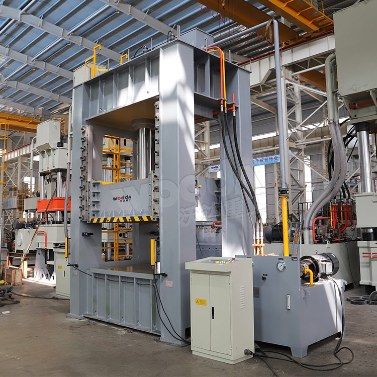 框架式汽車鈑金件液壓機(jī) 框架式汽車鈑金件液壓機(jī)