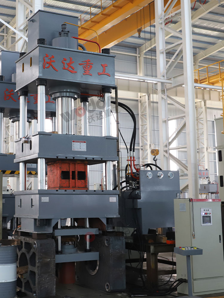 315噸四柱拉伸機(jī) 315噸四柱拉伸機(jī)