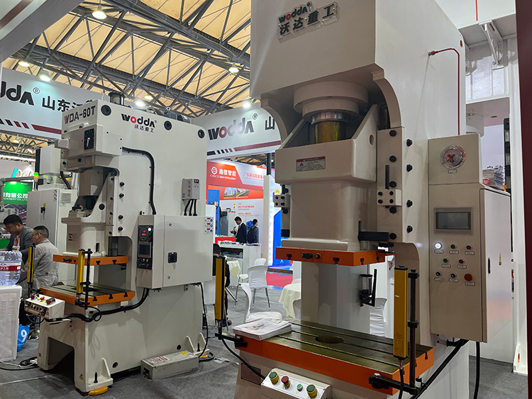 WDA精密沖床系列 WDA精密沖床系列