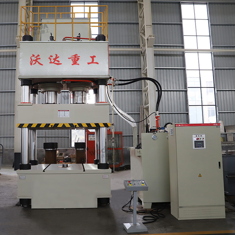 800噸拉伸機(jī).jpg 800噸拉伸機(jī).jpg