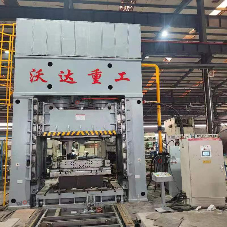 框架式薄板拉伸液壓機 框架式薄板拉伸液壓機