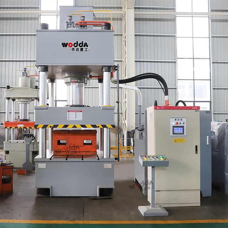 315噸三梁四柱液壓機(伺服) 315噸三梁四柱液壓機(伺服)