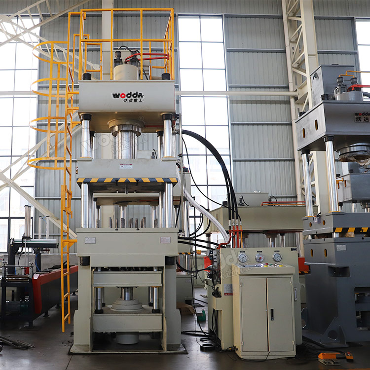 250噸四柱拉伸液壓機(jī) 250噸四柱拉伸液壓機(jī)