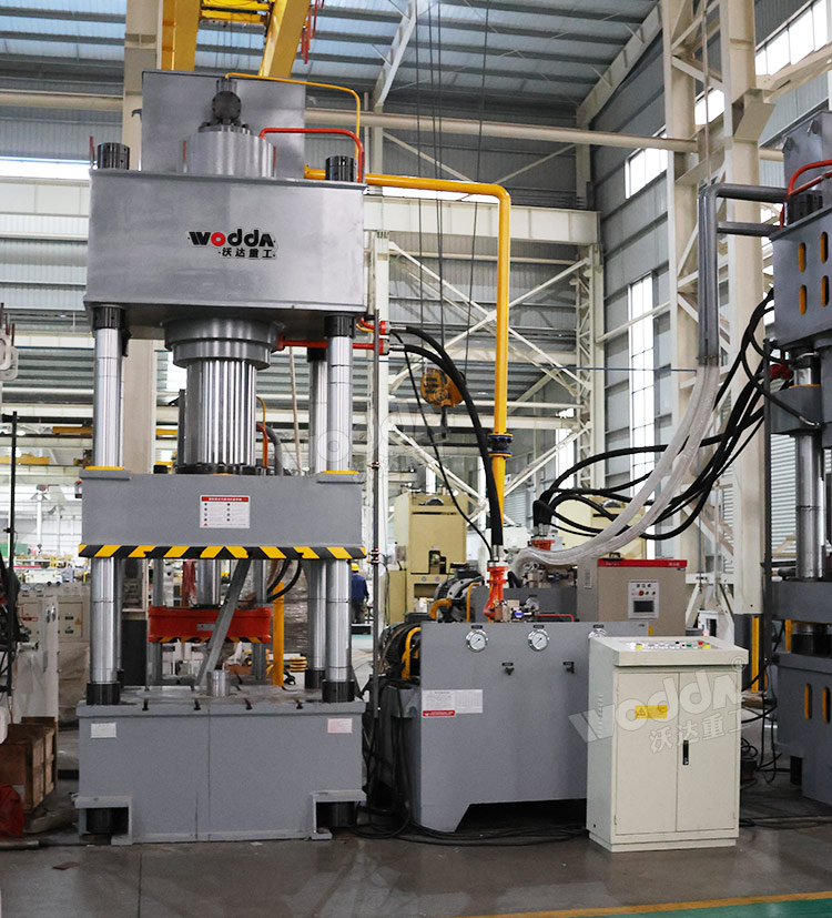 500噸三梁四柱液壓機 500噸三梁四柱液壓機