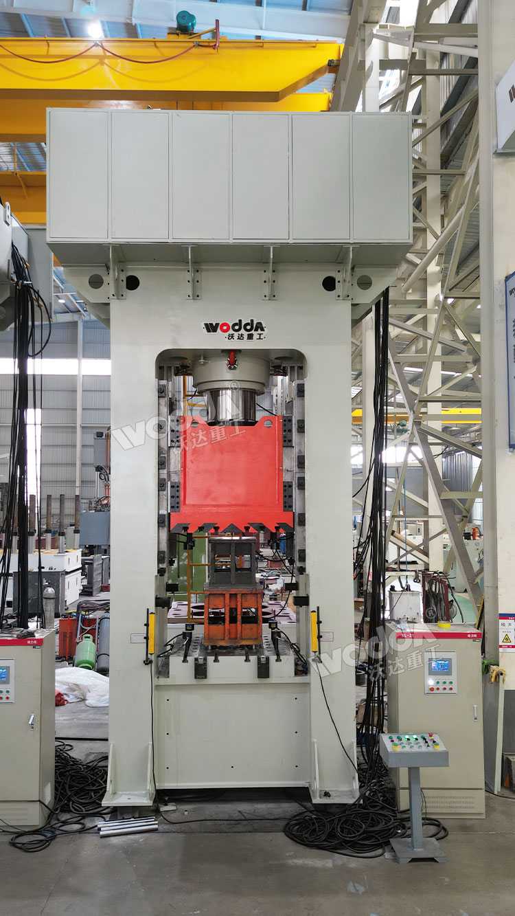 630噸框架式薄板拉伸液壓機(jī) 630噸框架式薄板拉伸液壓機(jī)