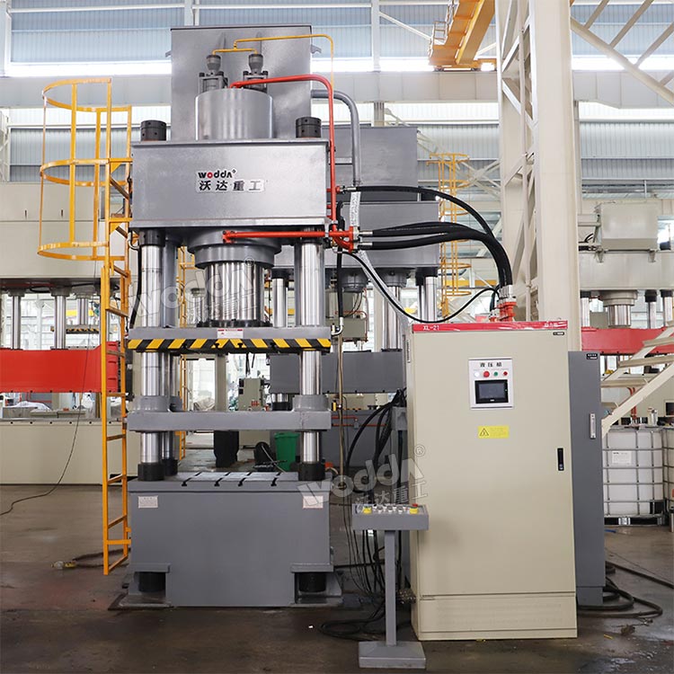 500噸四梁四柱液壓機(jī) 500噸四梁四柱液壓機(jī)