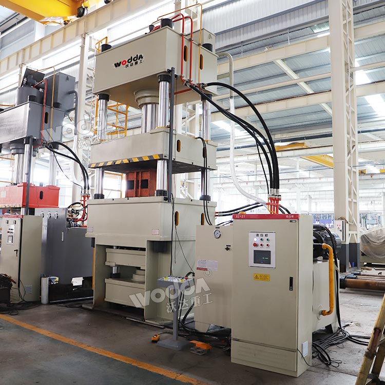 500噸三梁四柱液壓機 500噸三梁四柱液壓機